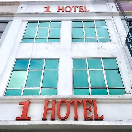 1 Hotel Taman Connaught Kuala Lumpur Exterior photo