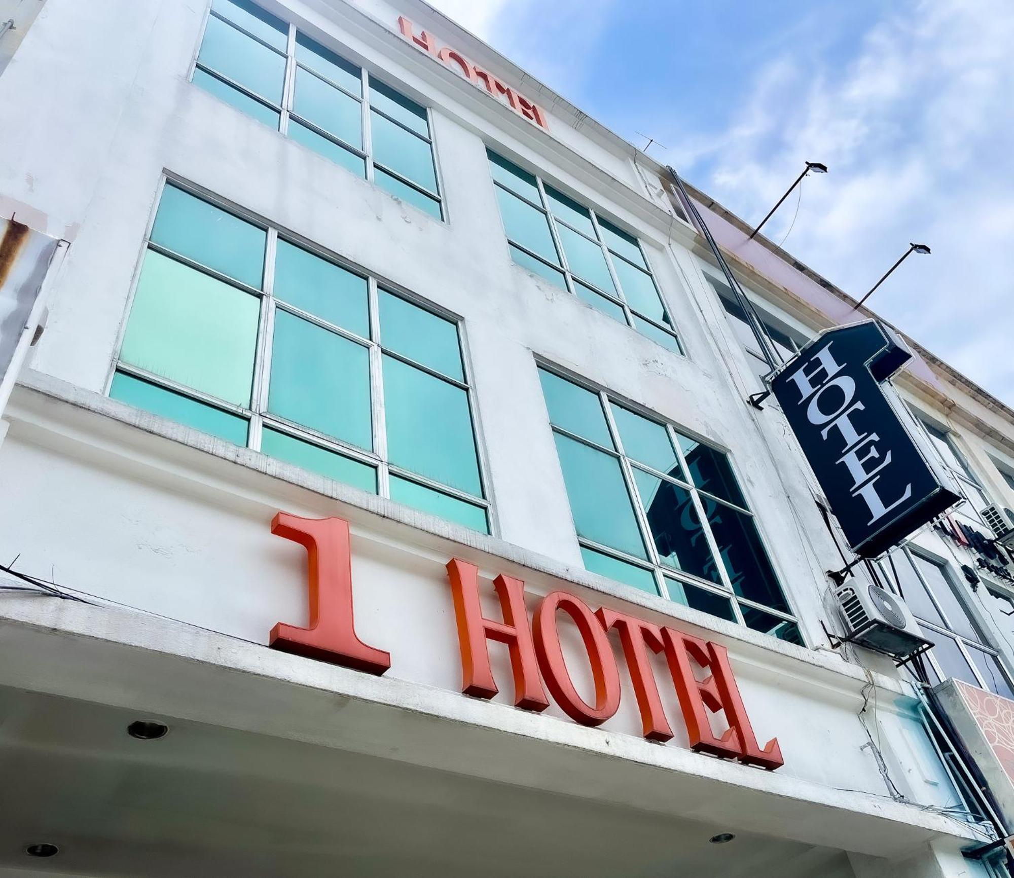 1 Hotel Taman Connaught Kuala Lumpur Exterior photo