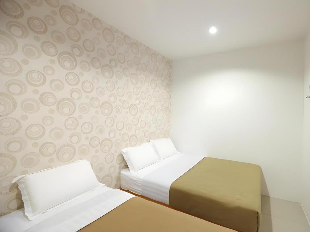 1 Hotel Taman Connaught Kuala Lumpur Exterior photo
